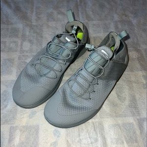 Nike Free woman’s slip on tennis shoes